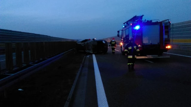 Tczew - Zablokowana autostrada A1, dwie osoby poszkodowane [Aktualizacja]