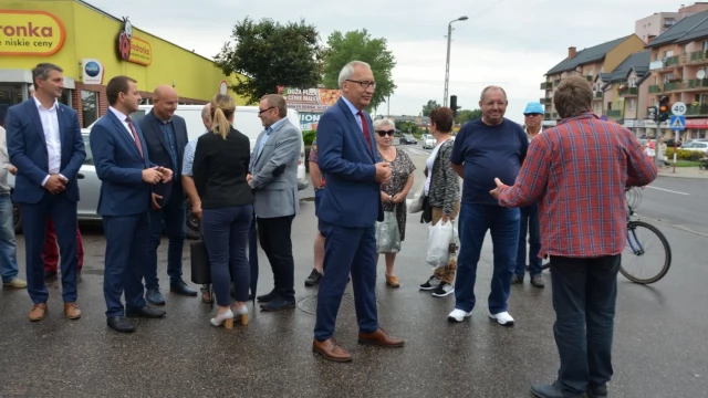 Tczew - PiSbus i inauguracja kampanii w Tczewie. Partyjne hasło "Dobry czas dla Polski"