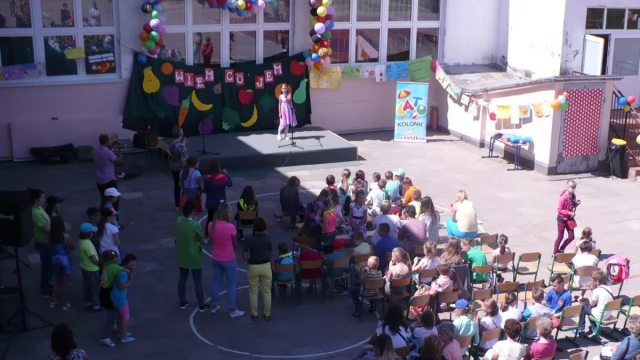 Tczew - Festyn Szkolny w SP 8 pod hasłem "Wiem, co jem"