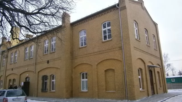 Tczew - MOPS przyjmie interesantów w dawnym budynku dworcowym