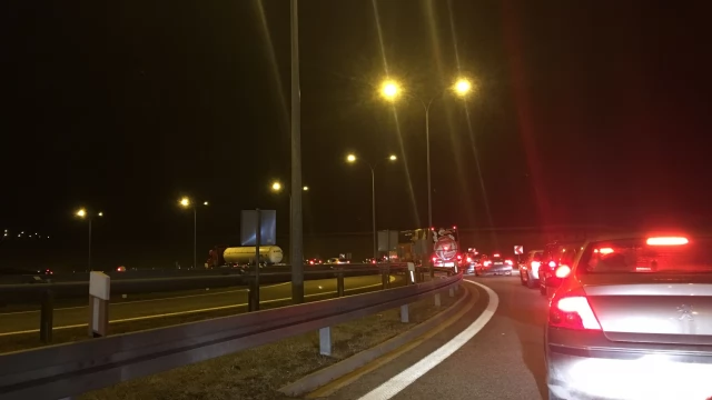 Tczew - Tragedia pod Swarożynem. Nie żyje kierowca ciężarówki
