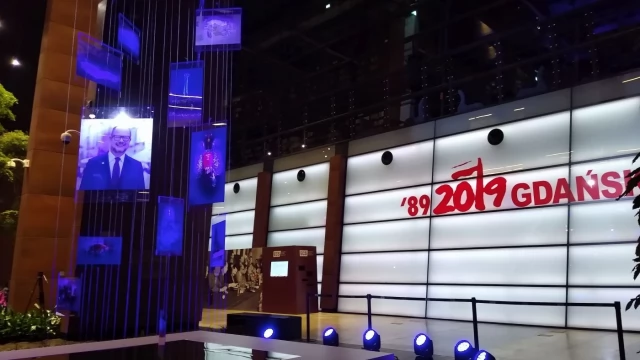 Tczew - Gdańsk wspomina Pawła Adamowicza w pierwszą rocznicę tragedii