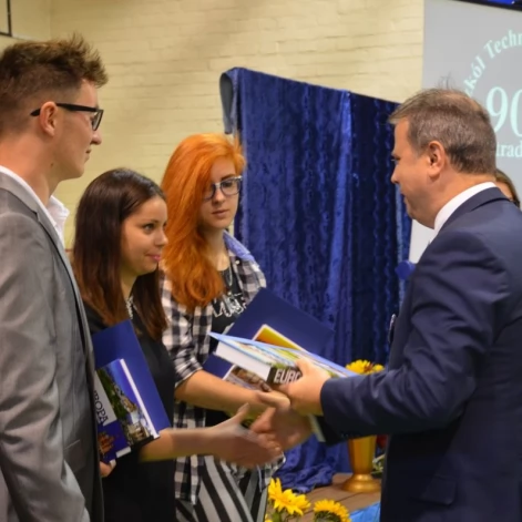 Tczew - Zespół Szkół Technicznych świętuje 90-lecie