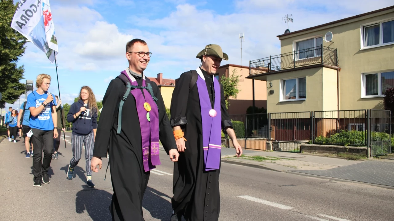 Tczew - Pielgrzymka idzie do Częstochowy. Ze względu na COVID jest inna niż zwykle