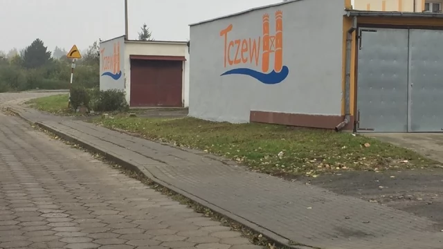 Tczew - Były kibicowskie bazgroły, jest logo miasta