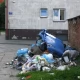 Tczew - Czekali tydzień na wywóz rozrzuconych śmieci