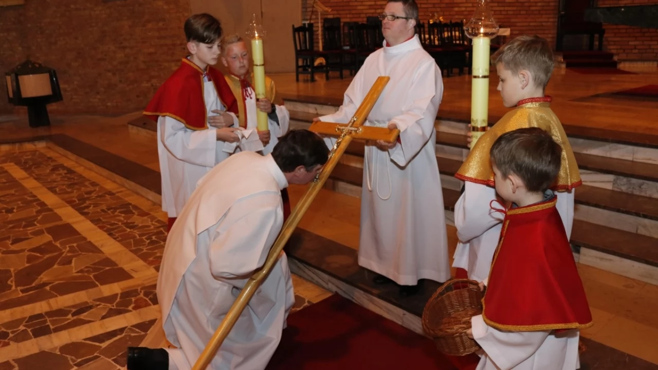 Tczew - Liturgia Męki Pańskiej w Matce Kościoła
