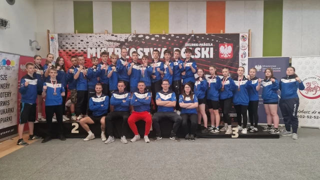 Tczew - Mistrzostwa Polski Karate. Do Tczewa wraca 15 zawodników z krążkiem na piersi