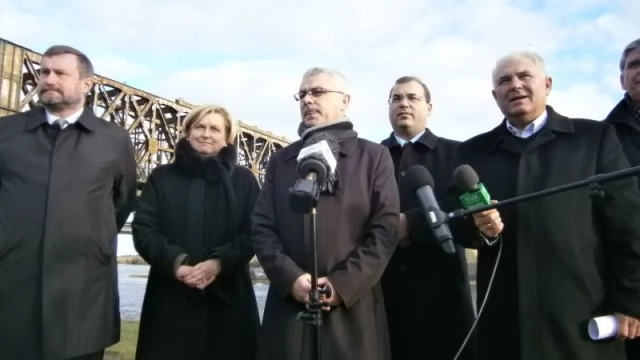 Tczew - Anna Fotyga i Andrzej Jaworski (PiS) odwiedzili Tczew. Tematem spotkania - most
