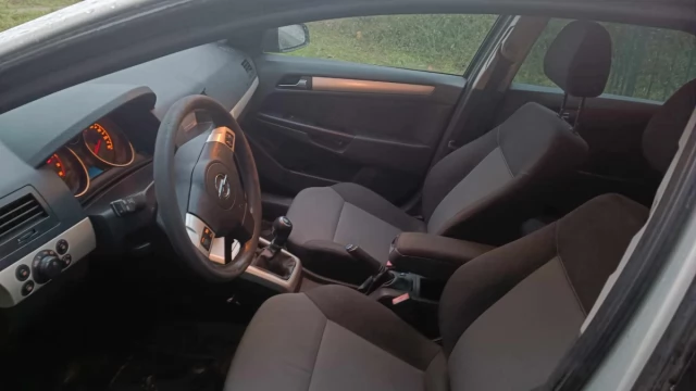 Tczew - Opel Astra H 2008 ROK POJ.1, 6 BENZYNA