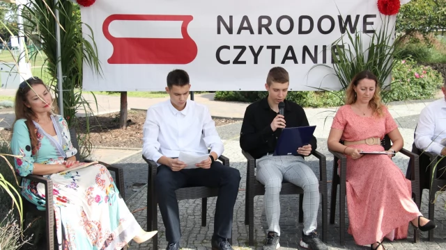 Tczew - Na Suchostrzygach czytali Orzeszkową