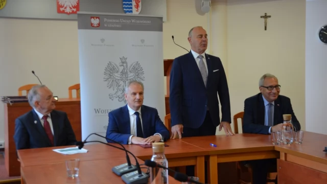Tczew - Fundusz Dróg Samorządowych. Umowy podpisane