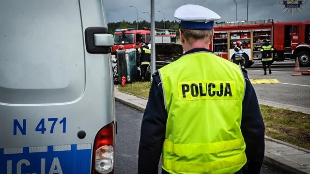 Tczew - A1. 15 osób rannych, uszkodzony dystrybutor z gazem. Na szczęście to ćwiczenia