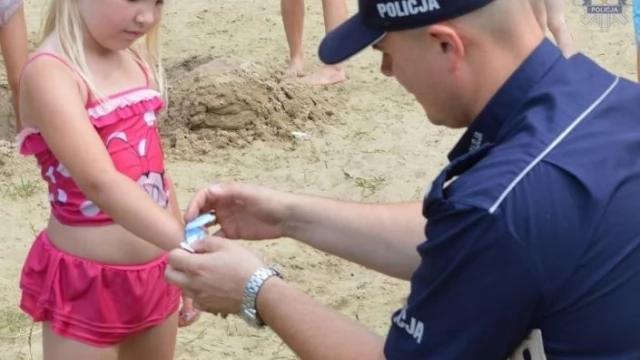 Tczew - Specjalne opaski pomogą, gdy zaginie maluch