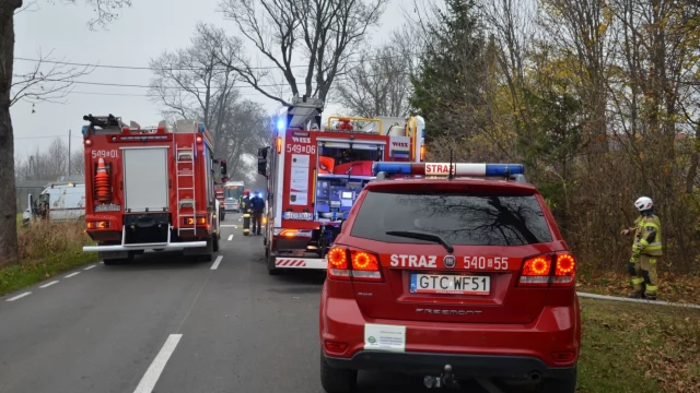 Tczew - Pożar w Czatkowach. Na miejscu 7 zastępów straży [WIDEO]