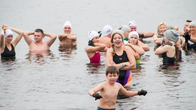 Tczew - Zimno? Nie im! Morsy zapraszają do wspólnych kąpieli [FOTO]