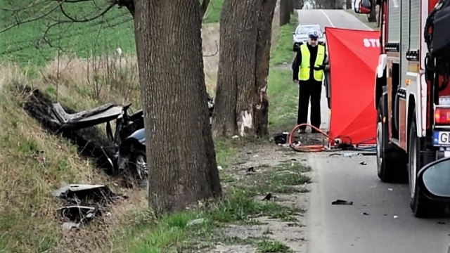 Tczew - Policja ustala, jak doszło do wypadku, w którym zginął 34-latek