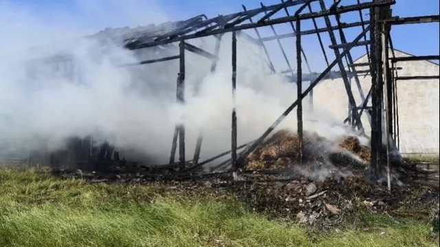Tczew - Jedenaście zastępów straży gasiło pożar w Pomyjach