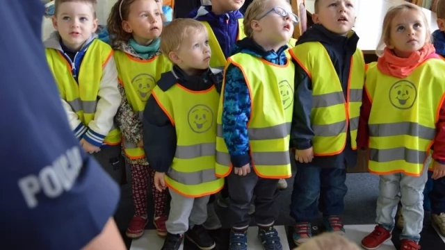 Tczew - Przedszkolaki z wizytą na komendzie