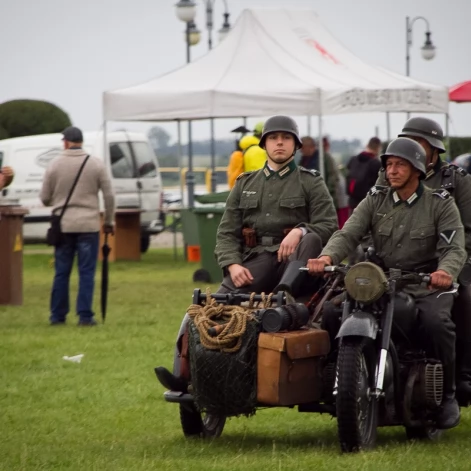 Tczew - Piknik historyczno - militarny na bulwarze