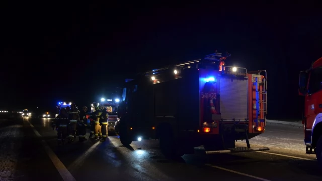 Tczew - Zderzenie dwóch busów. Są ranni! [WIDEO]