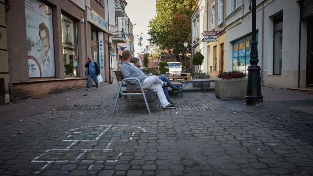 Tczew - Na Starym Mieście powstał parklet. Na razie na próbę