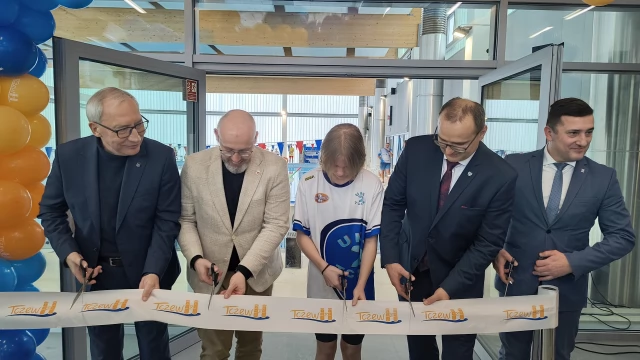 Tczew - Nowy basen przy "12" otwarty