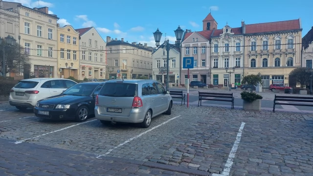 Tczew - Ruszyły strefy płatnego parkowania