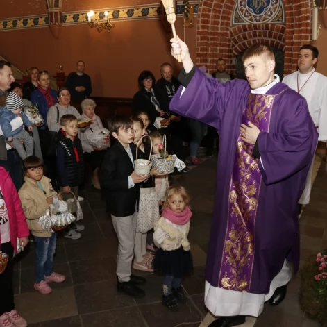 Tczew - Święcenie pokarmów w tczewskich kościołach