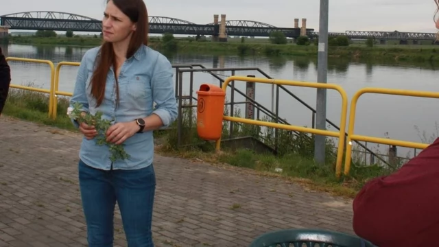 Tczew - KO zbiera podpisy dla Rafała Trzaskowskiego, a "ekipa Szymona" na rowerach walczy z hejtem
