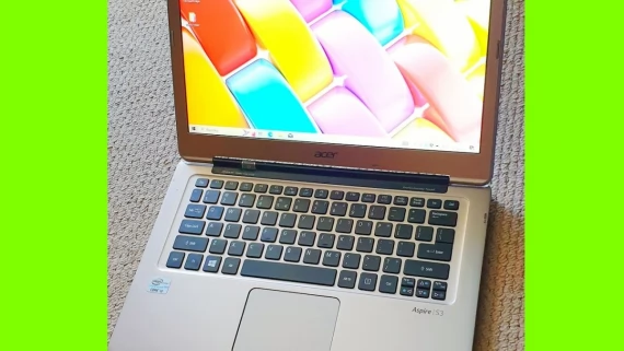 Tczew - Fajny dobry laptop do Internetu acer13 biurowy OK