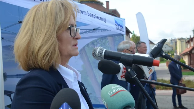 Tczew - Wody Polskie odbudowały 19 ostróg na Wiśle