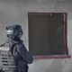 Tczew - Antyterroryści w Czarlinie szturmowali dom do rozbiórki