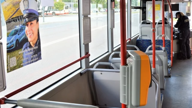 Tczew - Wspólne działania policji i sanepidu. Kontrole w sklepach i autobusach