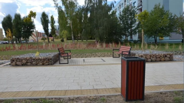 Tczew - Więcej zieleni, ławki, stary żuraw - łącznik na Suchostrzygach już gotowy