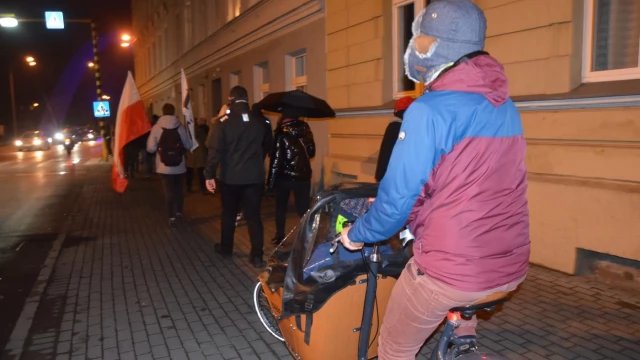 Tczew - "Spacer po wolność. Idziemy po wszystko" - kolejne protesty w Tczewie
