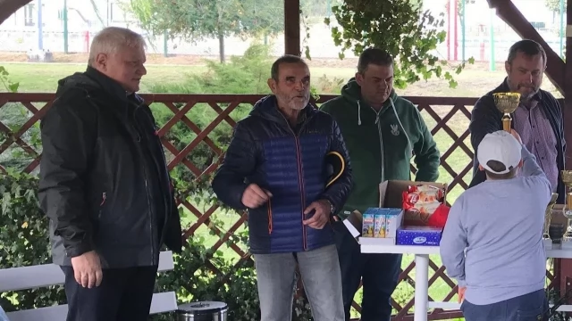 Tczew - Łowili ryby i zajadali pieczone ziemniaki