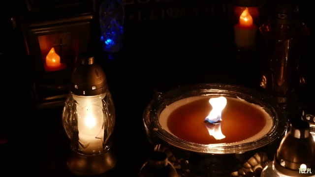 Tczew - Cmentarz nocą z dnia 1.11.2016 - godz. 23 [FOTO] [bez komentarza]