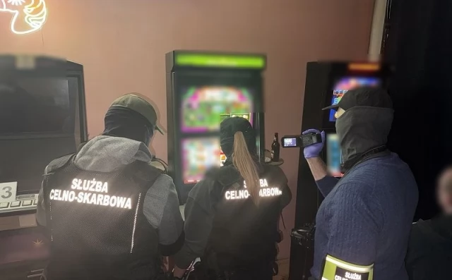 Tczew - Policjanci uderzyli w nielegalny haz*rd