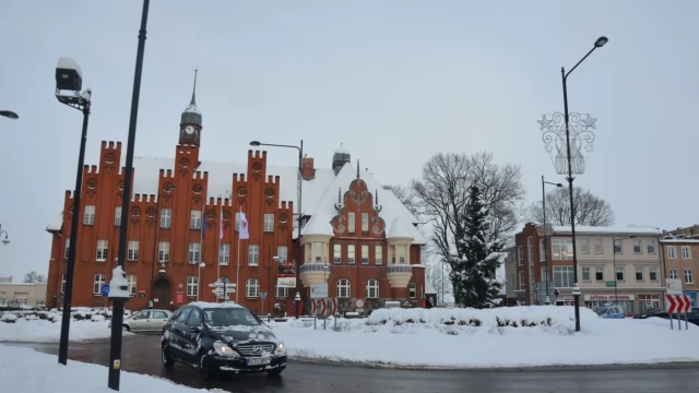 Tczew - Napadało białego puchu, jeszcze go przybędzie. Potem mróz