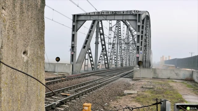 Tczew - Dlaczego nie wpuszczą pieszych na most kolejowy? "Infrastruktura krytyczna o znaczeniu obronnym"