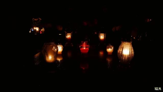 Tczew - Cmentarz nocą z dnia 1.11.2016 - godz. 23 [FOTO] [bez komentarza]