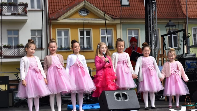 Tczew - Sobotnia moc atrakcji na gniewskim rynku