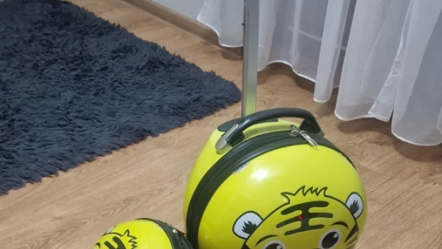 Tczew - Walizkę i plecak w stanie bardzo dla dziecka