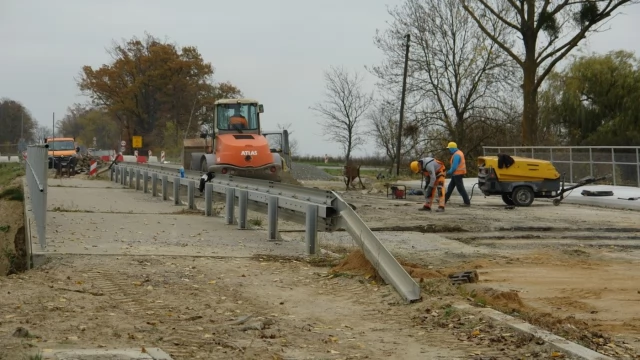 Tczew - GDDKiA chce w ciągu miesiąca udrożnić przejazd przez tymczasowe rondo