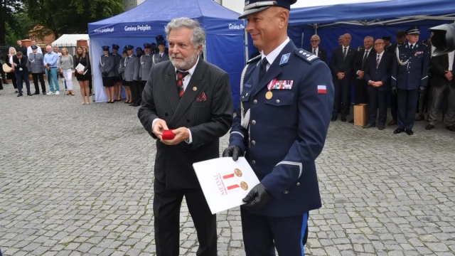 Tczew - Policjanci świętowali. Była okazja do odznaczeń i nagród