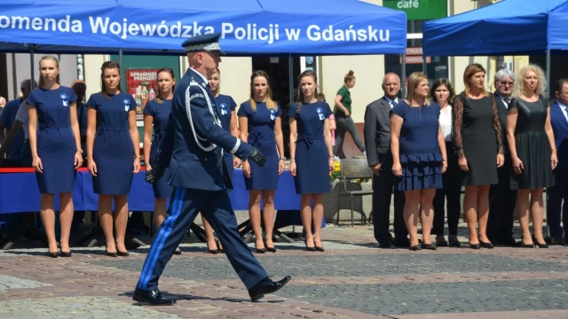 Tczew - Policjanci z całego województwa świętowali w Tczewie