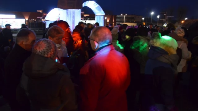 Tczew - Gorąco na Czarnym Proteście. Narodowcy usiłowali zakłócić kobiecą pikietę