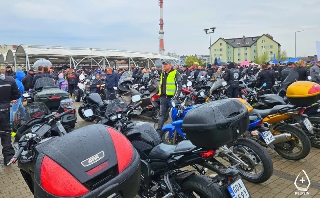 Tczew - MOTO PLACHANDRY 2026 w Pelplinie - policjanci czuwali nad bezpieczeństwem uczestników zlotu