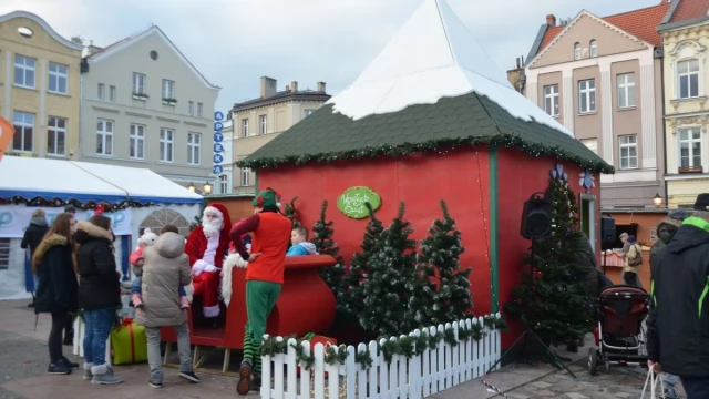Tczew - Na Starym mieście trwa Jarmark Bożonarodzeniowy